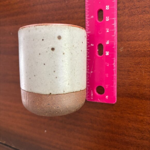 East Fork Pottery Toddler Cup in Soapstone - Picture 4 of 6